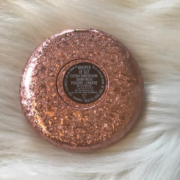 ✨HOST PICK✨ Mac Snow Ball GOLD Face Bag - Picture 3 of 5